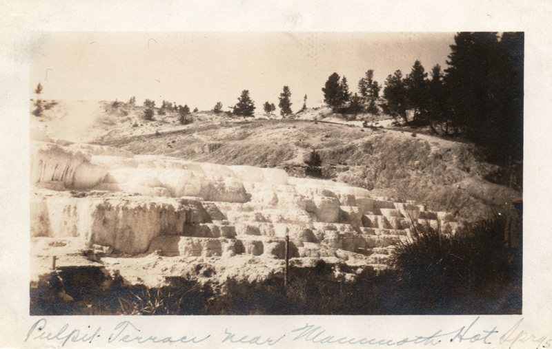 1924r3_Pulpit_Terrace_near_Mammoth_Hot_Springs_29Jun1924