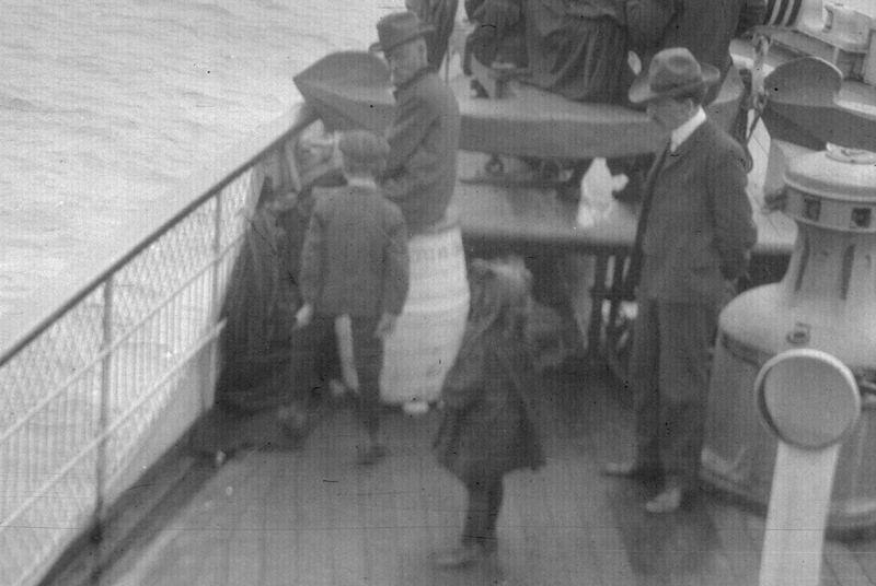 1905d2_ship_deck_poss_don_helen_uncles_closeup_c1905