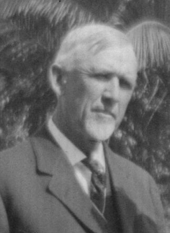 1913o3_poss_frank_wallace_or_other_wallace_uncle_c1913