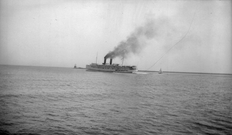 1917hc_ship_sailboat_c1917