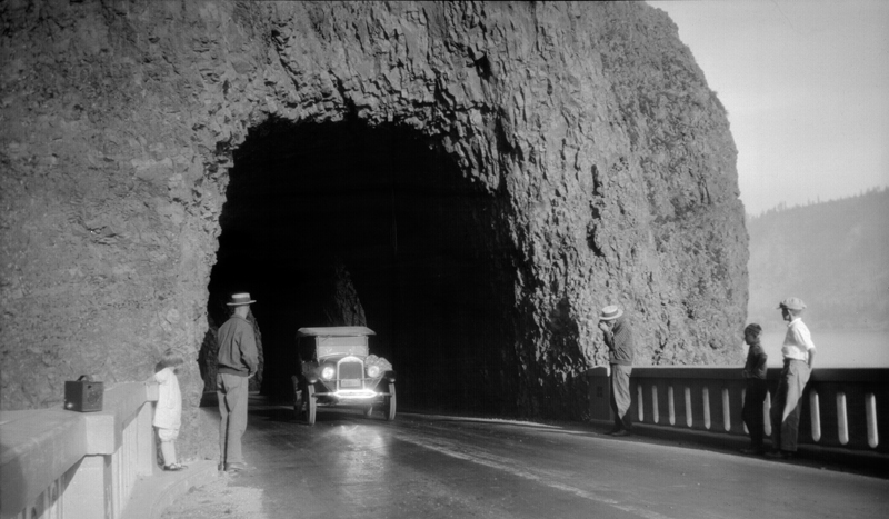 1926n2_tunnel_poss_oregon_1926