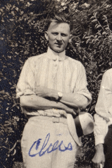 charles_johnson_c1929_leg