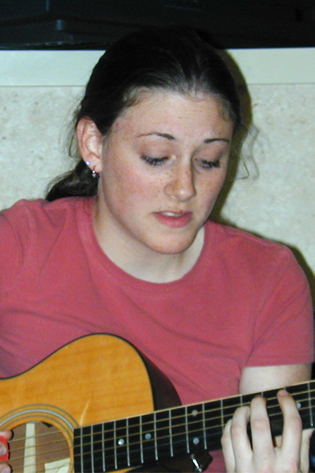 danielle_fish_24_dec_2003_leg