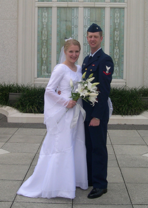 david_ella_wedding_29_oct_2004_leg