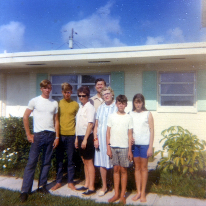 david_george_carol_leroy_clara_mark_theresa_nov_1969_leg