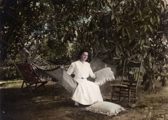 edith_poapst_1909_leg