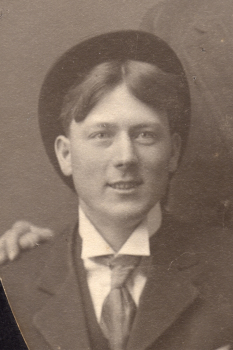 alex_johnson_c1909_leg