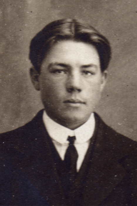 bill_johnson_c1906-7_leg